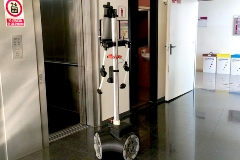 El Laboratori de Robòtica desenvolupa un sistema de navegació per a robots mòbils