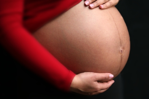 embaràs_ Bethany Brown