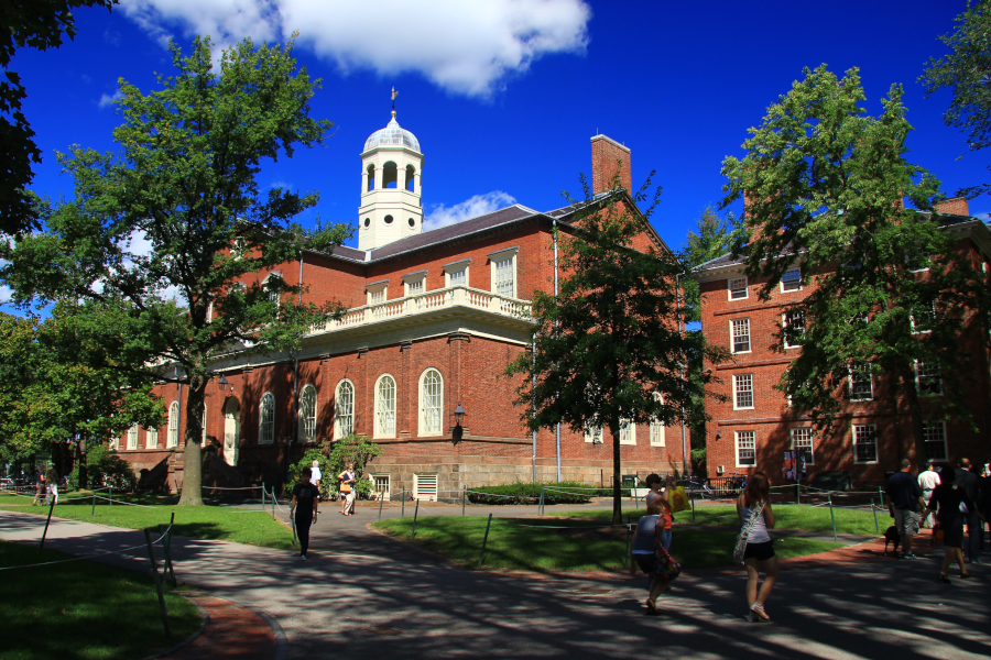 harvard_Michael Hicks
