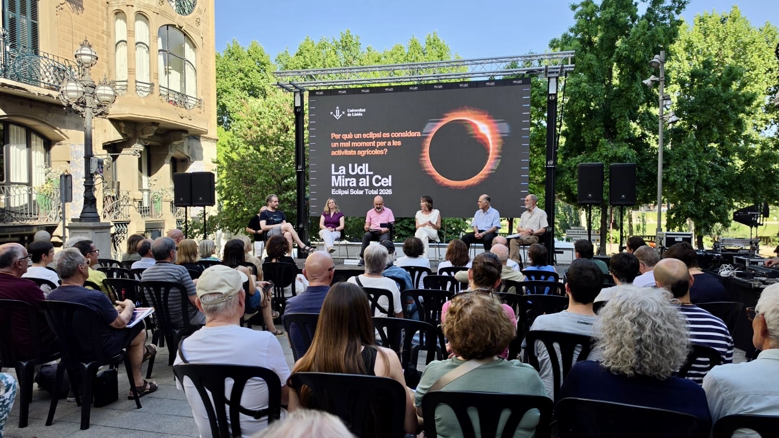 taula redona eclipsi