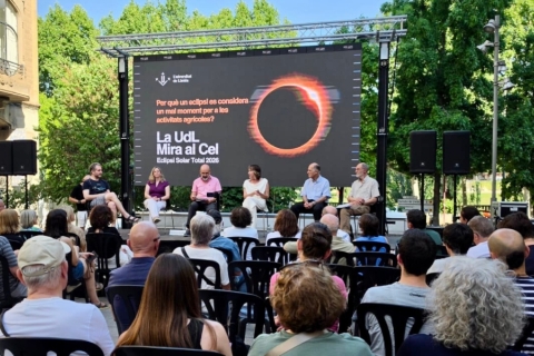 taula redona eclipsi_port